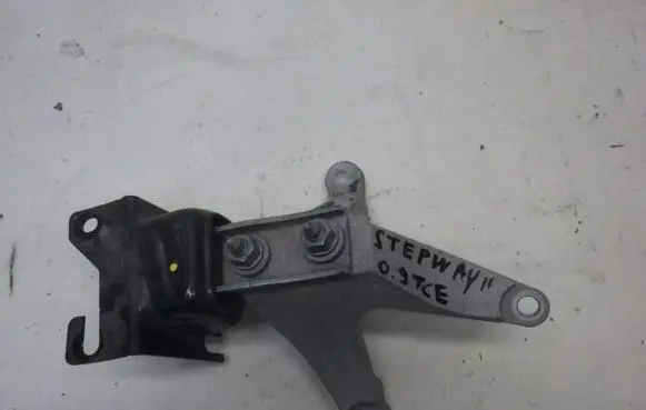 Dacia Sandero Gearbox mounting bracket 112531966R