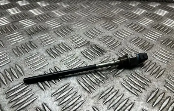 Opel Vivaro Oil level sensor 670535 A670535