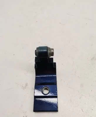 BMW 5 F10 F11 Rear door lower hinge 7185636