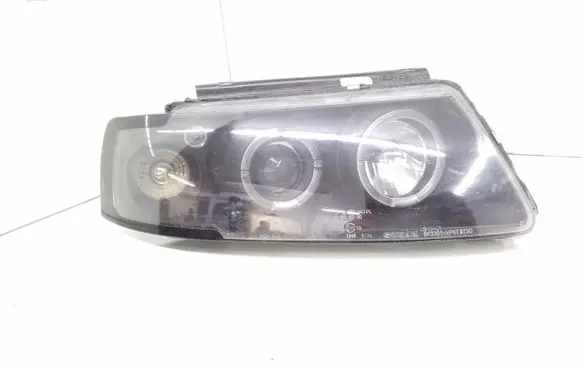Volkswagen PASSAT B5 Headlight/headlamp
