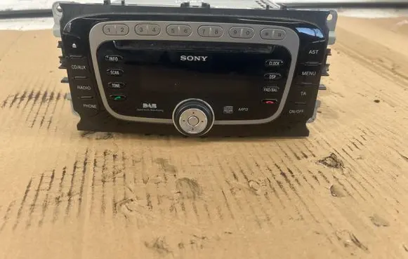 Ford S-MAX Radio/CD/DVD/GPS head unit 10R035350 BS7T18C939DB HCD345DB