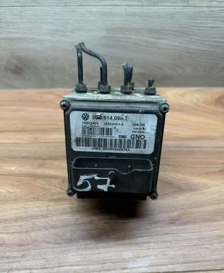 Volkswagen PASSAT B6 ABS Pump 3C0614095T 16332503A 16332403