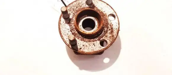 Subaru Forester SH Front wheel hub