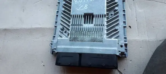 Audi A4 S4 B8 8K Engine control unit/module 8K0907551B