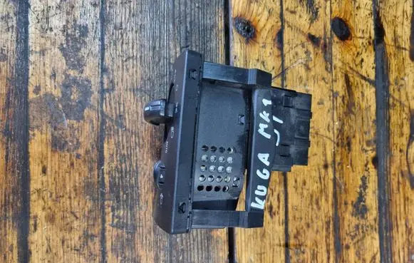 Ford Focus C-MAX Light switch 7M5T13A024CA