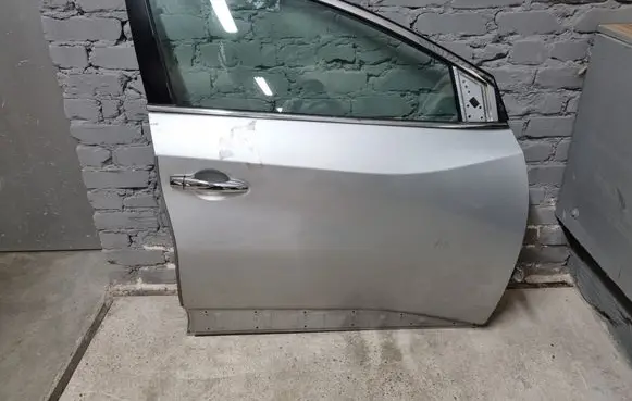 Nissan Murano Z52 Front door 710082