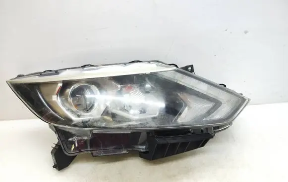 Nissan Qashqai Headlight/headlamp 10018015 E1313899