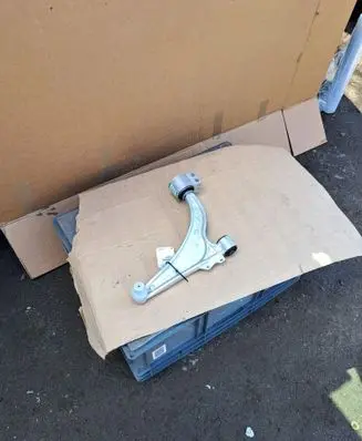 Opel Astra J Front control arm 13463245