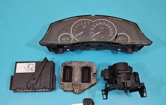 Opel Meriva A Engine control unit/module ECU 55355043 IMPRK1502251