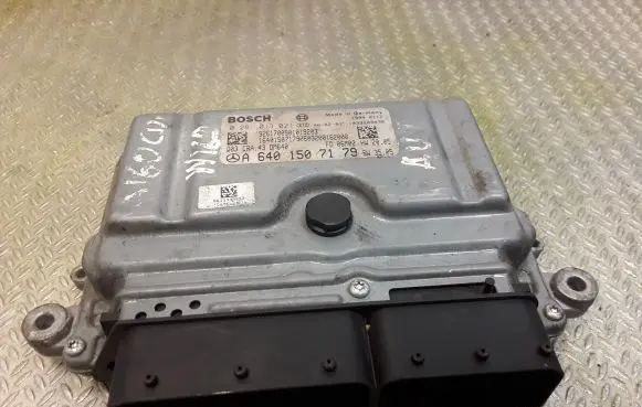 Mercedes-Benz A W169 Engine control unit/module 6401507179 A6401507179