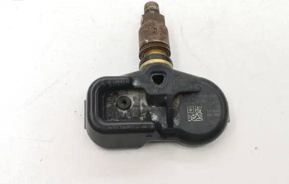 Toyota Prius (XW30) Tire pressure sensor 15526215D3 1299F12