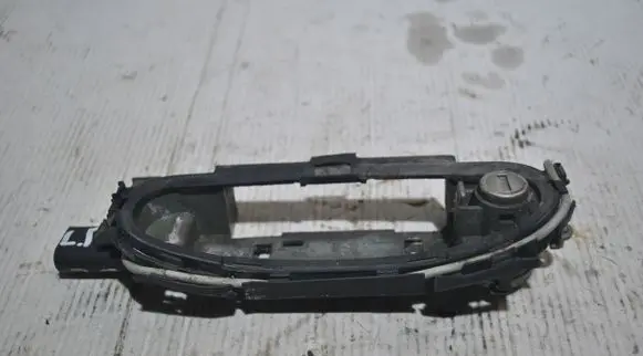 Audi A3 S3 8L Front door lock (next to the handle) 8L4837063A