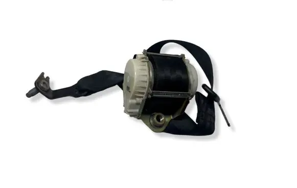 Volkswagen Golf Plus Rear seatbelt 33041587B