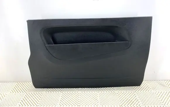 Renault Trafic III (X82) Rear door card panel trim 93868206