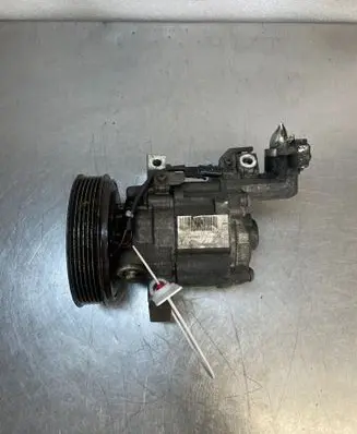 Dacia Sandero Air conditioning (A/C) compressor (pump)
