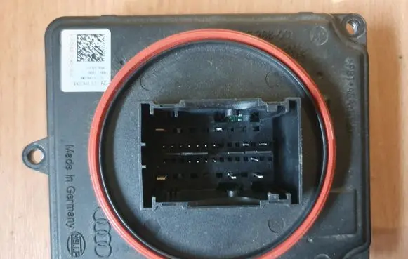 Audi Q3 F3 LED ballast control module 4K0941571BC 4K0941571B