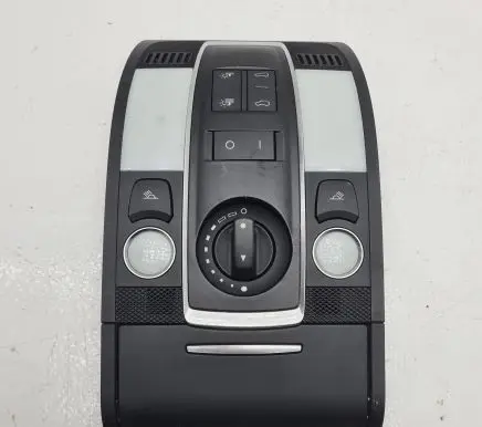 Audi Q7 4L Front seat light 4F0910177 70103105 60297111