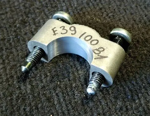 BMW 5 E39 Camshaft holder 