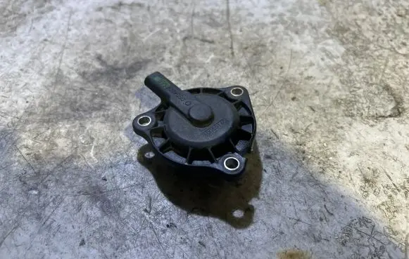 Dodge Durango Camshaft pulley/ VANOS 05048045AB