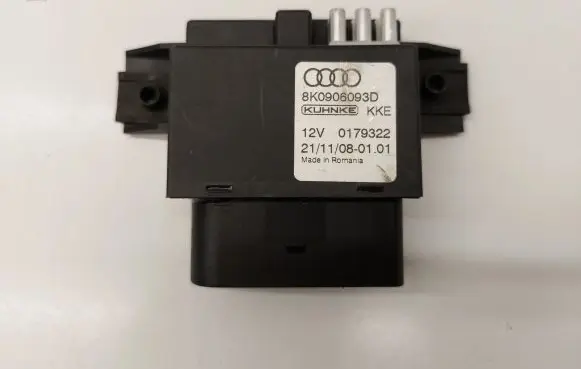 Audi A4 S4 B8 8K Fuel injection pump control unit/module 8K0906093D