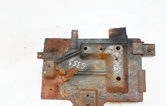 Hyundai Trajet Battery box tray cover/lid 