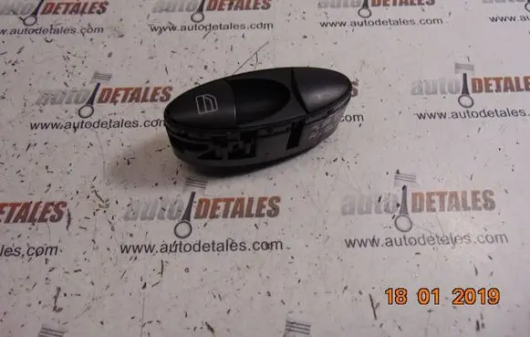 Mercedes-Benz E W211 Electric window control switch A2118218651