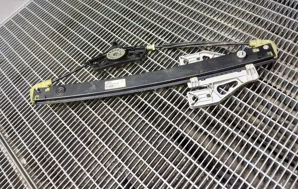 Audi A6 C7 Rear window lifting mechanism without motor 4G0839461