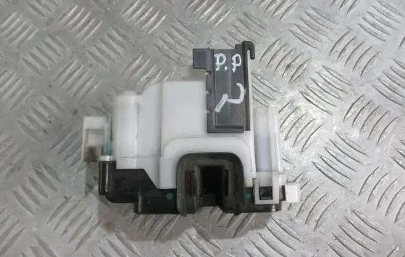 Fiat Fiorino Front door lock