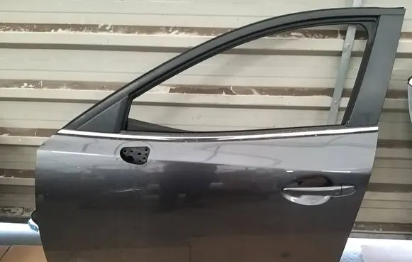 Mazda 3 III Front door 46G