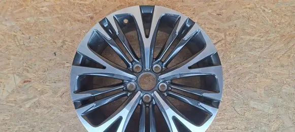 Toyota Yaris Cross R18 alloy rim 426110DK90 K6KTTT8