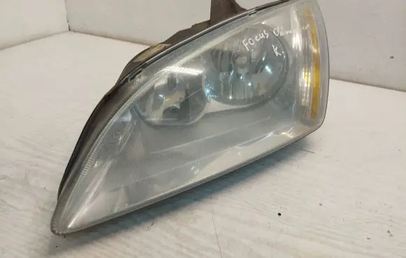 Ford Focus Headlight/headlamp