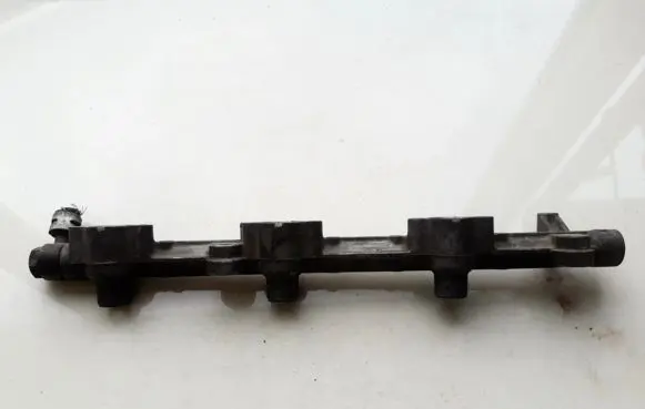 Mazda Xedos 6 Fuel main line pipe H0841