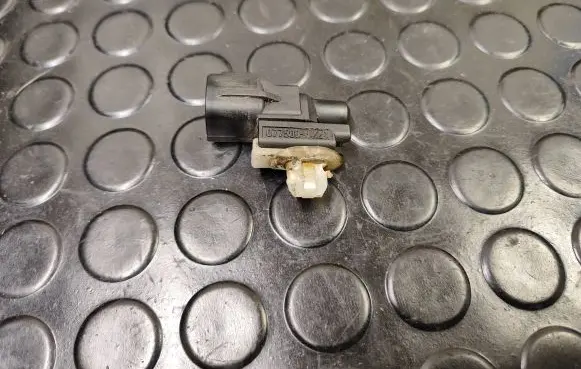 Citroen C4 Aircross Outside/exterior temperature sensor 0775004220