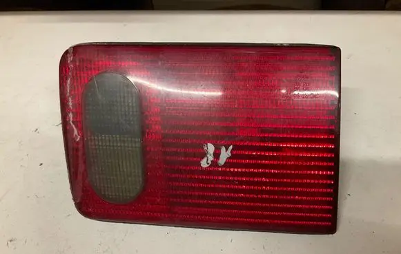 Audi A8 S8 D2 4D Tailgate rear/tail lights 4D0945093