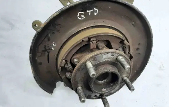 Hyundai Santa Fe Rear wheel hub
