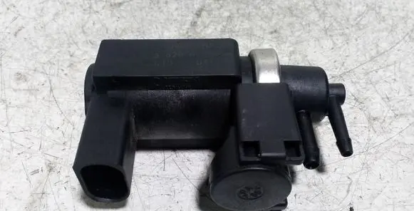 Audi A6 S6 C6 4F Turbo solenoid valve 059906628A