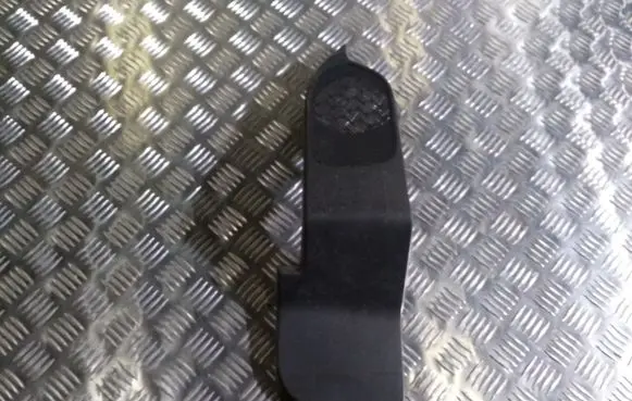 Toyota Corolla E120 E130 Rear door speaker cover trim 6432012060