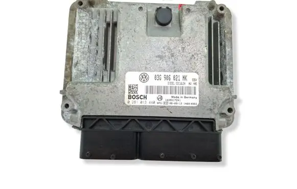 Volkswagen PASSAT B6 Engine control unit/module 03G906021NK 0281013440