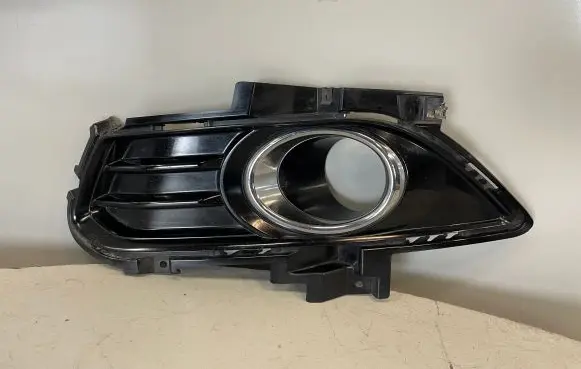 Ford Mondeo MK V Front bumper lower grill DS7319953 DS7319953L