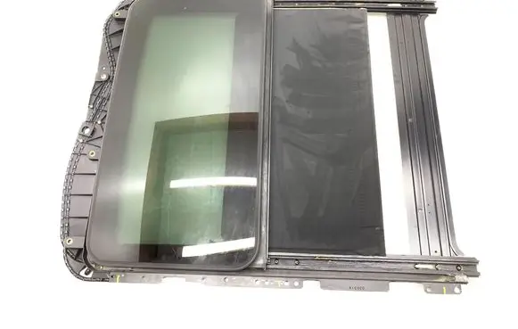 Maserati Ghibli Sunroof set 43R001604 06700238820