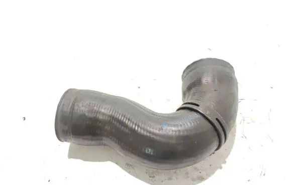Audi A4 S4 B7 8E 8H Intercooler hose/pipe 1J0145838
