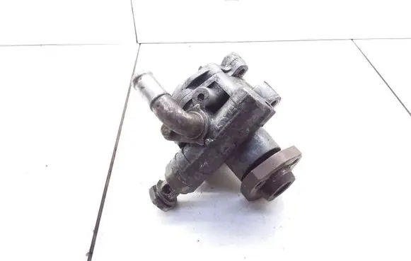 Skoda Octavia Mk1 (1U) Power steering pump 1J0422154