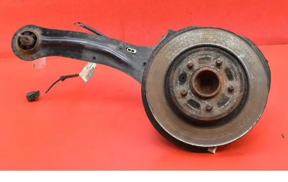 Volvo V40 Front wheel hub spindle knuckle