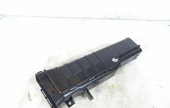 Skoda Superb B5 (3U) Glove box