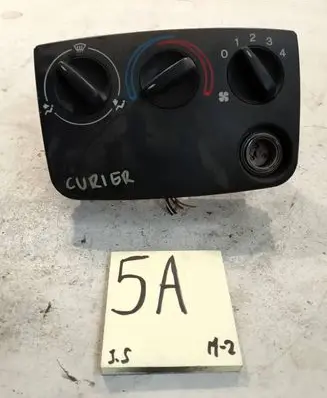 Ford Courier Climate control unit 96FG18C612AE