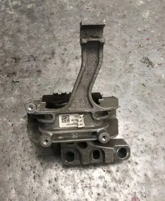 Volkswagen Golf VII Engine mounting bracket 5Q0199262BFBILI 5Q0199262BF