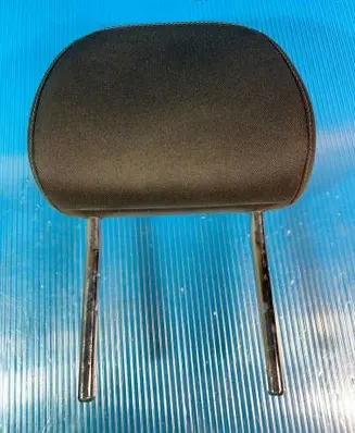 Opel Corsa E Front seat headrest 