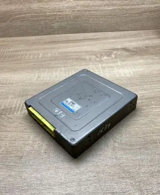 Mazda 626 Engine control unit/module ECU FP0118881C E2T03771M