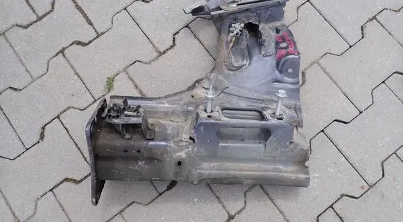 Volkswagen Polo VI Front quarter panel 