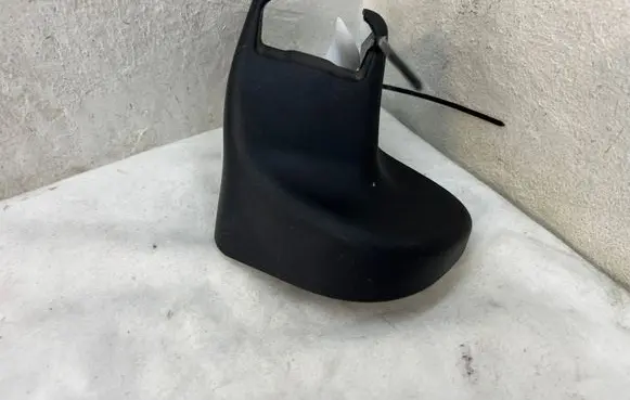 Toyota Prius (XW30) Front passenger seat rail trim 7213747040